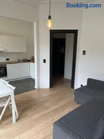Brussels South Flat - Image 4