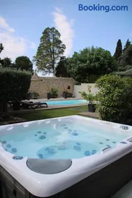 Suite l'inattendu avec Spa privatif et espace bien-être. - Image 3