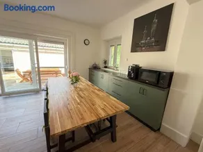 Fisher house - Image 3