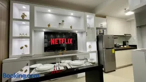 Cozy Condo near Mall of Asia - Image 2