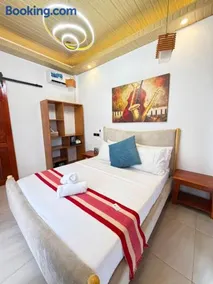 Aquaholik El Nido Hotel - Image 1