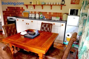 Hafannedd Cottage - riverside views - Image 4