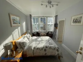 Colebrooke House - Image 2