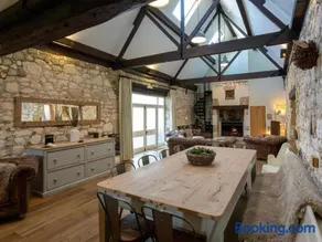 4 Bed in Bembridge oc-ic130 - Image 3