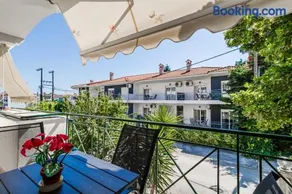 Maltepe Apartment by RentalsPro - Kallithea Halkidiki - Image 1