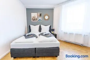 Große Terassen-Wohnung mit Grill, Playstation 5, Billardtisch und Massagesessel - Image 3