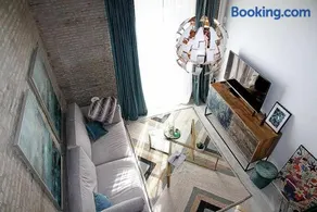 ISG Apartments Feria 106 - Image 2