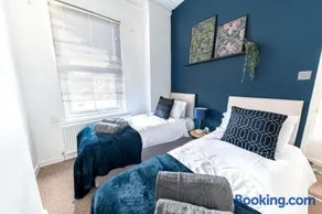 3BR Flat in Barrow in Furness - Ideal for Contractors - Image 2