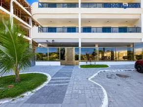 Alto padrão a poucos passos da Praia Grande - Image 2