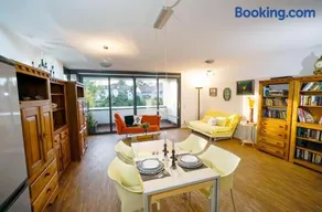 Mit Aufzug in die Ferienwohnung 02 "Zum Ritter" und in der Nähe von Köln mit Stil übernachten - Image 1