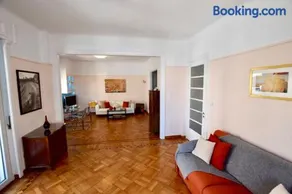 Spacious & Sunny Kolonaki Apt 5 mins metro/ACx3/1.5 BT - Image 2
