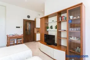Appartamento Via Rovetta - Image 2