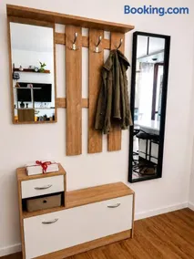 F&J Garda Lake Apartment - Image 2
