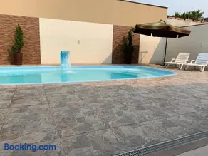 Casa com piscina - Image 2