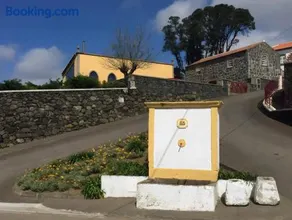 Serreta Island Home - Image 1