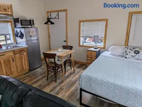 Little Fawn Lookout- Peaceful & Convenient Retreat - Image 4