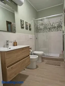 RHouse - Image 5