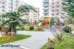 Luxury Pipera - Image 1