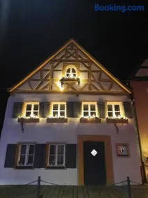 Antikperle mit Komfort - Image 1