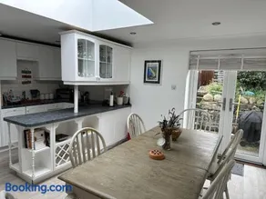 Mid- Village Croft - Image 4