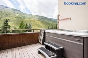 Chalet avec jacuzzi, sauna et internet haut débit | Vue montagne - Image 5