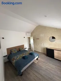Gîte climatisé avec cour privée calme et vignobles 4 pers - Image 2