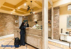 Bougainvilla Apartment - Image 4