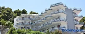 Alexandros Kalamos Hotel - Image 1