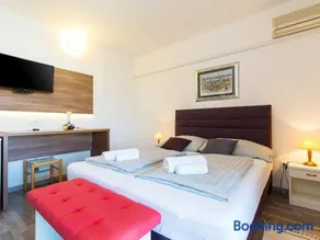 Ulika Rooms - Image 2