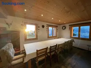 Chalet chaleureux pour 12 personnes avec WIFI et cheminée - Image 2