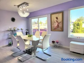 private single room in a house - Image 3