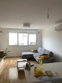 Eleganza Apartment - NEW! - Image 1