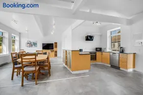 Casa vacacional apta para familias con barbacoa, jardín y terraza | Admite mascotas - Image 4