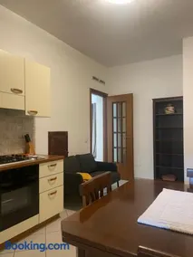 Prima Spiaggia Apartments - Image 2