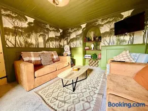 Style House by Flying Stays. - Image 1