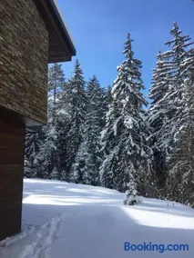 Borovets Chalets - Image 3