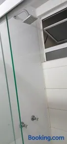 Lindo Apartamento com Piscina, Próximo ao Metrô - Image 5
