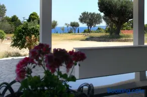 Studio Gerani Beautiful View - Image 2