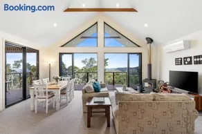 Stella Luna - Luxury Chalet 1 Bedroom - Image 1