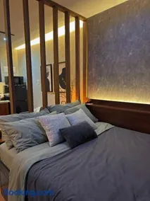 Sleek Designer Studio at Knightsbridge Residences - Image 4
