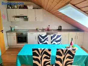 Gemütliche Ferienwohnung mit Ausblick auf das Saarpolygon - Image 4