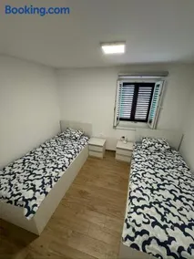 Apartma Sinitus - Image 1