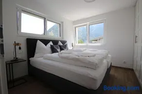 Bellevue Apartments - Image 1