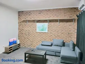Xenial home 2026 - Image 2