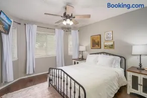 Hayden Downtown, Near Triple Play, Comfort, Convenient - Image 2