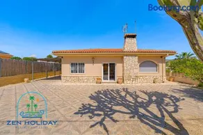 Villa Reyets 4 bed 3 bath Private Pool - Image 1
