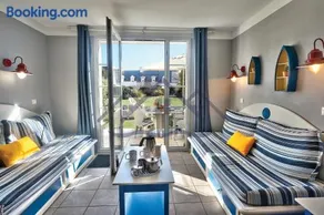 LocaLise - Maison E2 au Guilvinec - A 20m de la mer avec jardin et piscine - Tout à pied, plage, port, centre commerces, marché - Wifi inclus - Vue mer de la chambre - Animaux bienvenus - Linge de lit inclus - Image 3
