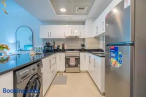 Chic 1BR Oasis -City Stylish Retreat - Image 3