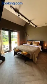 Bed en breakfast Suite 8 - Image 1
