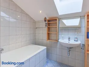Penthouse Petra - Image 3
